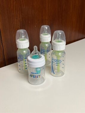 Dr. Brown’s and Philips Avent Clear Baby Bottles - reduced colic